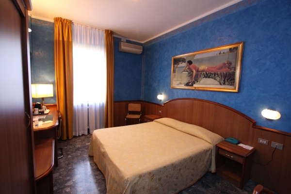 Hotel Europa (Novara)